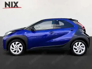 Toyota Aygo X 1.0 VVT-i Pulse KAMER ALLWETTER Bild 3