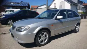 Mazda 323 F 1,6i Exclusive Automatik 5trg. Klima TÜV 8/27 Bild 2