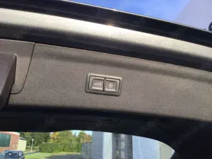 Audi Q3 1.4 TFSI S-Line AHK e-Klappe Navi LED Klima Bild 4