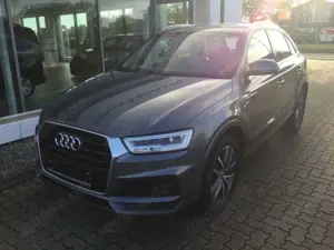 Audi Q3 1.4 TFSI S-Line AHK e-Klappe Navi LED Klima Bild 2