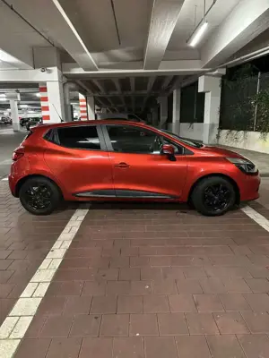 Renault Clio 1.2 16V 74 KW