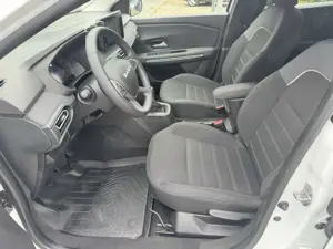 Dacia Jogger Hybrid 140 Extreme Bild 5