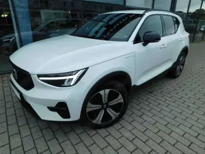 Volvo XC40 T4 Recharge Plus Dark
