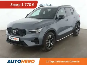 Volvo XC40 2.0 B4 Plus Dark 2WD Aut.*NAVI*LED*TEMPO*CAM*PDC*