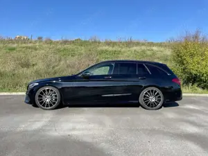 Mercedes-Benz C 300 T 9G-TRONIC AMG Line