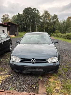Volkswagen Golf 1.6 Special