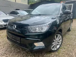 SsangYong Tivoli 1.6 e-XGi 160 QUARTZ 2WD*Sitzhz+L.-hz*Nav