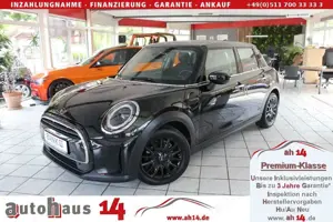 MINI One Blackyard - LED-Visual-Sitzheizung-PDC-5Tür