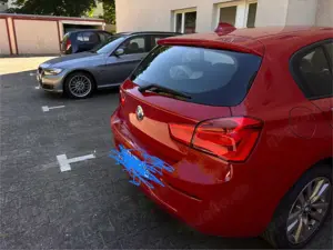 BMW 120 120i Aut. Advantage Bild 2