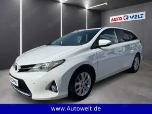 Toyota Auris Kombi 1.6 Life+ Klima Navi Parklenk Sitzhz
