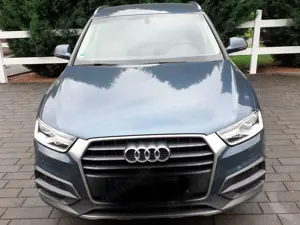 Audi Q3 1.4 TFSI ultra / KEYLESS / BI-Xenon / BOSE