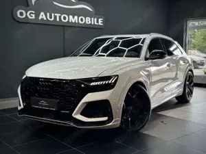 Audi RS Q8 *KERAMIK*305kmh*MASSAGE*BO*HEADUP*PANO*AHK*