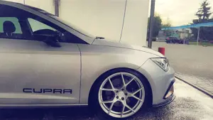 SEAT Leon 2.0 TSI StartStop DSG Cupra 300 Bild 2