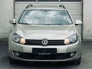 Volkswagen Golf VI 2.0 TDI*NAVI*SHZ*STANDHEIZUNG*TEMPOMAT Bild 2