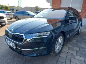 Skoda Octavia Combi 1.5 TSI mHEV 110 kW Selection NAVI Bild 4