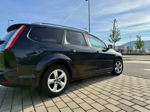 Ford Focus Turnier 1.8 Style+ Bild 4
