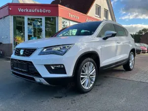SEAT Ateca Xcellence 1.4 TSI SHZ BT NAVI PANO Kamera