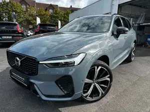 Volvo XC60 T6 AWD L RANG Plugin PANO,360°,Luftf.,AHK