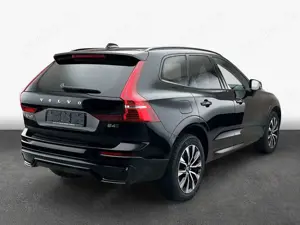 Volvo XC60 XC60 B4 D AWD Plus Dark Bild 2