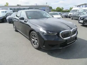 BMW 520 520 i Automatik NEUES MODEL!,