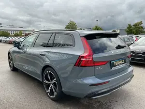 Volvo V60 T8 Plus Dark Plug-In AWD Kamera Google Navi Bild 5