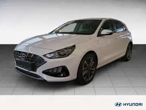 Hyundai i30 1.5T iMT TREND Alu17 Alu SHZ LHZ Navi Kamera