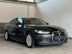 BMW i4 Gran Coupe 35 eDrive*Kam*DriveAss*LED*UNFALL*