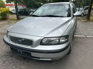 Volvo V70 2.4 125kW Premium