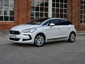 DS Automobiles DS 5 DS5 2.0 BlueHDi 181 PS