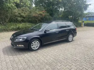 Volkswagen Passat Variant Comfortline BlueMotion Bild 1