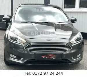 Ford Focus Lim. Titanium*1.HAND*SCHECKHEFT*
