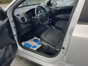 Hyundai i10 Passion Bild 4