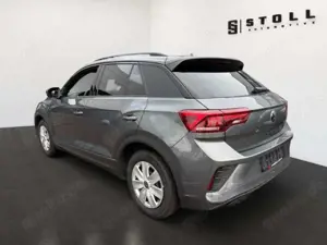 Volkswagen T-Roc 1.5 TSI R-Line BlackStyle+IQ-Drive+Keyless+++ Bild 4