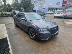 Chrysler 300 SRT *Automatik/Sport/Schiebedach*Navi-Kamera