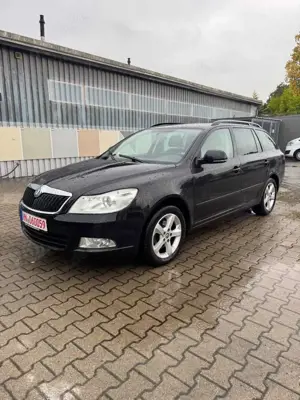 Skoda Octavia Ambition 1.6 TDI AHK/ TÜV Neu