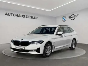 BMW 530 e Touring Head-Up AHK akt.Geschwindigkeitsregelung