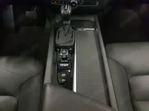 Volvo XC60 XC60 D4 A. Momentum Pro AHK LED NAV Bild 5