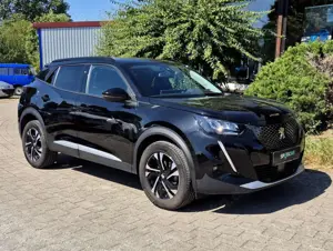 Peugeot 2008 Allure Pack PureTech 130 - 1.Hand/Navi/Sitzheizung Bild 3