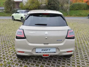 Suzuki Swift 1.2 Hybrid CVT Comfort+ *WRÄ ALU* Bild 5