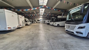 Stellplatz innen u außen für Wohnmobil, Oldtimer, Motorrad Bild 7