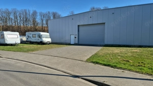 Stellplatz innen u außen für Wohnmobil, Oldtimer, Motorrad Bild 6