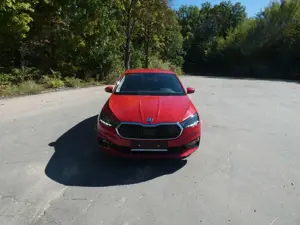 Skoda Fabia Selection1.0TSI DSG LED SHZ Kessy ACC Bild 2