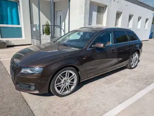 Audi A4 Avant  S- Line  Volleder, Navi, Tempomat