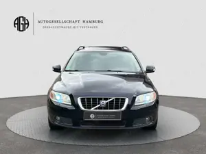 Volvo V70 Kombi 2.0 D3 Kinetic*AHK*Schiebed.*PDC Vo+Hi Bild 5