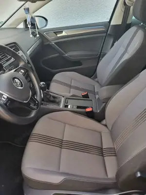 Volkswagen Golf Bild 4