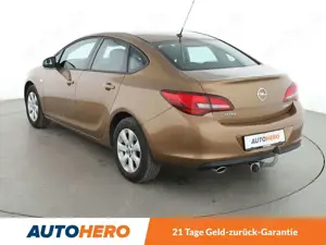 Opel Astra 1.4 Turbo Edition*TEMPO*PDC*AHK*KLIMA*GARANTIE* Bild 4