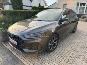Ford Focus Turnier ST-Line X-Matrix-ACC-LCD-El. Heckk