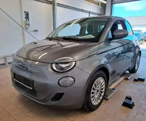 Fiat 500e 320 Km Reichweite  Navi - Klimaautomatik