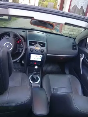 Renault Coupe Bild 4