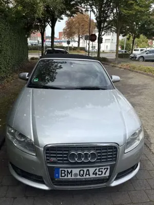 Audi A4 Cabriolet 2.0 TFSI multitronic Bild 3